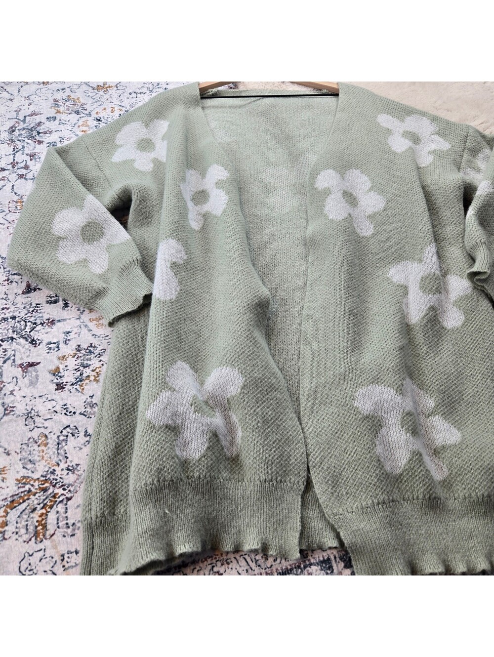 Shein Curve Green White Flower Sweater Cardigan Plus Size 1XL - Picture 3 of 8